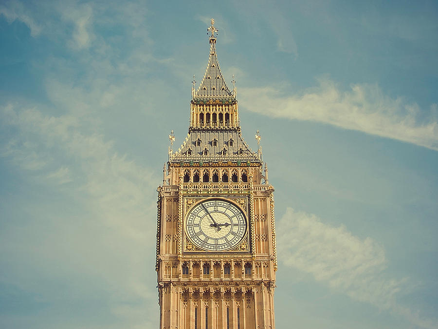 Big Ben Clock Tower Photograph by Sherif A. Wagih (s.wagih@hotmail.com) Big Ben Clock Tower Photograph by Sherif A. Wagih (s.wagih@hotmail.com)