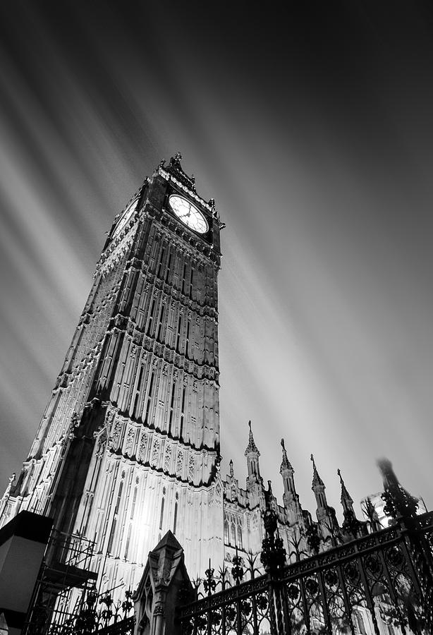 London Photograph - Big Ben London by Ian Hufton