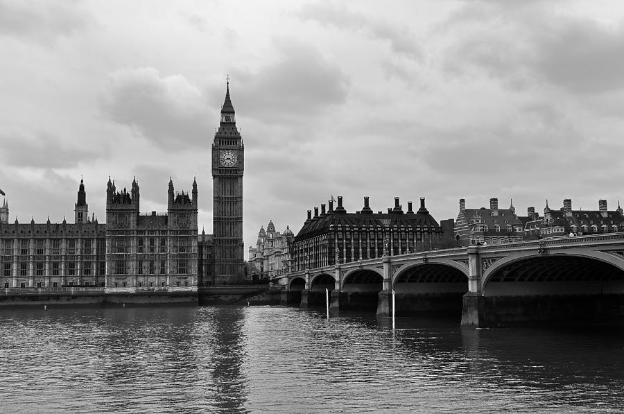 Big Ben on the Thames Photograph by Andres LaBrada - Fine Art America
