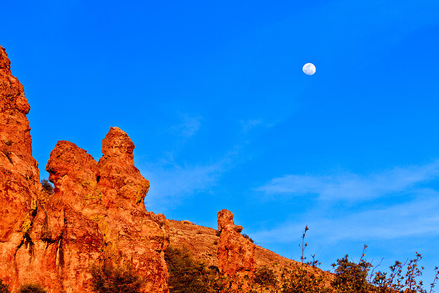 Big Bend Mountain and Moon Photograph by Ben Graham