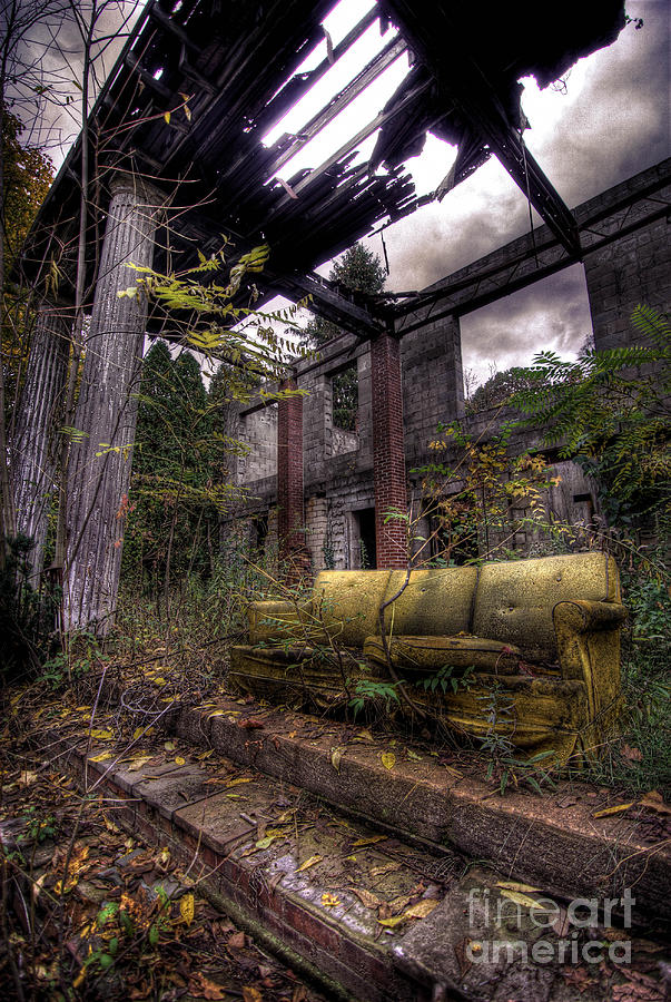 Abandoned Photograph - Big Comfy Couch by Amy Cicconi