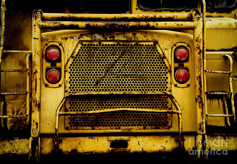 Big Dump Truck Grille Photograph by Amy Cicconi