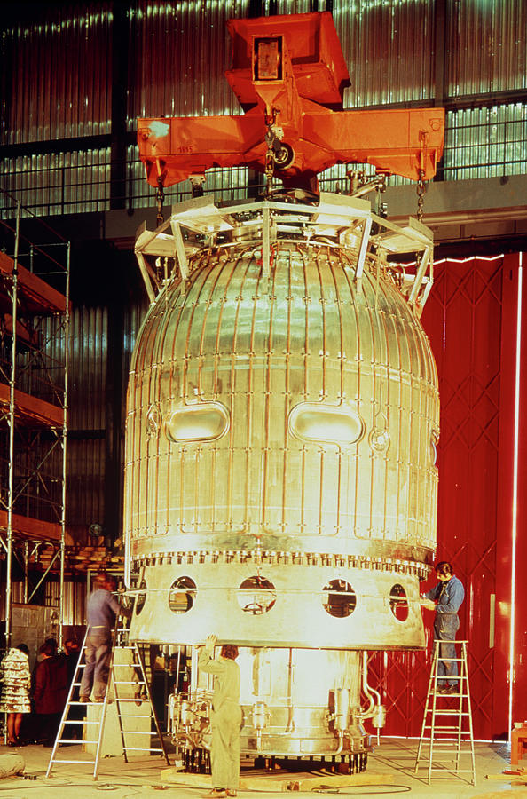 Big European Bubble Chamber Photograph by Cern/science Photo Library