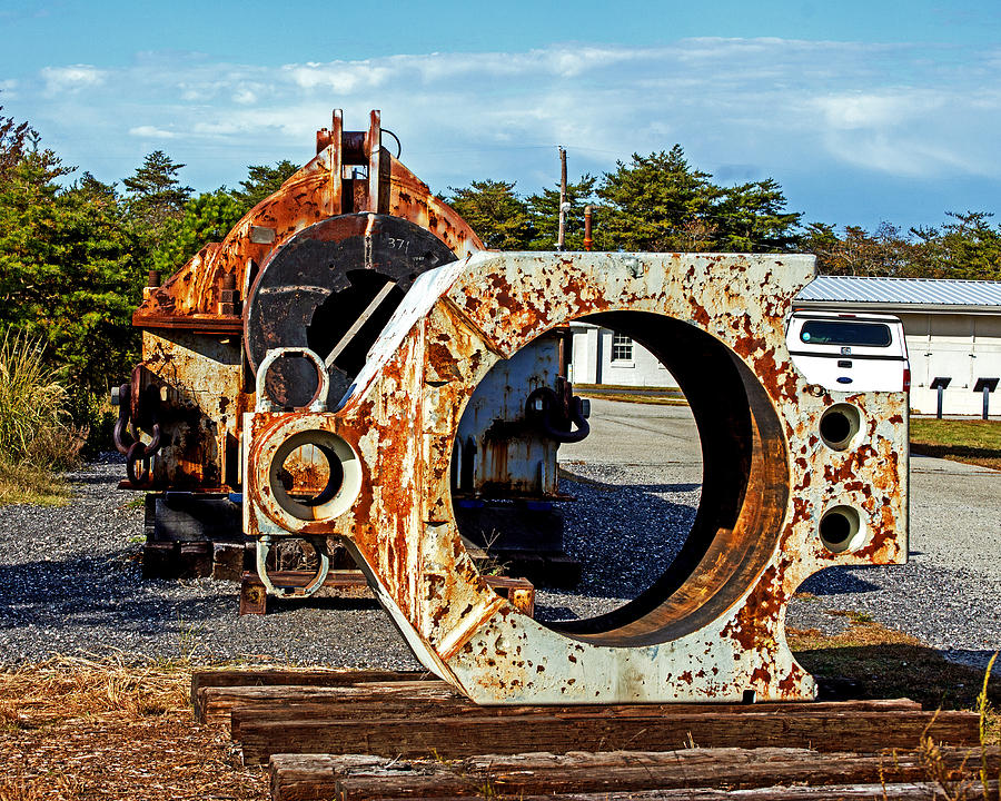 Big Gun Yolk at Fort Miles Photograph by Bill Swartwout