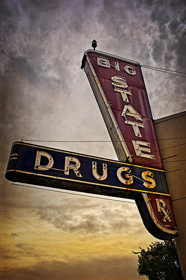 Big State Drugs Irving Photograph by Joan Carroll