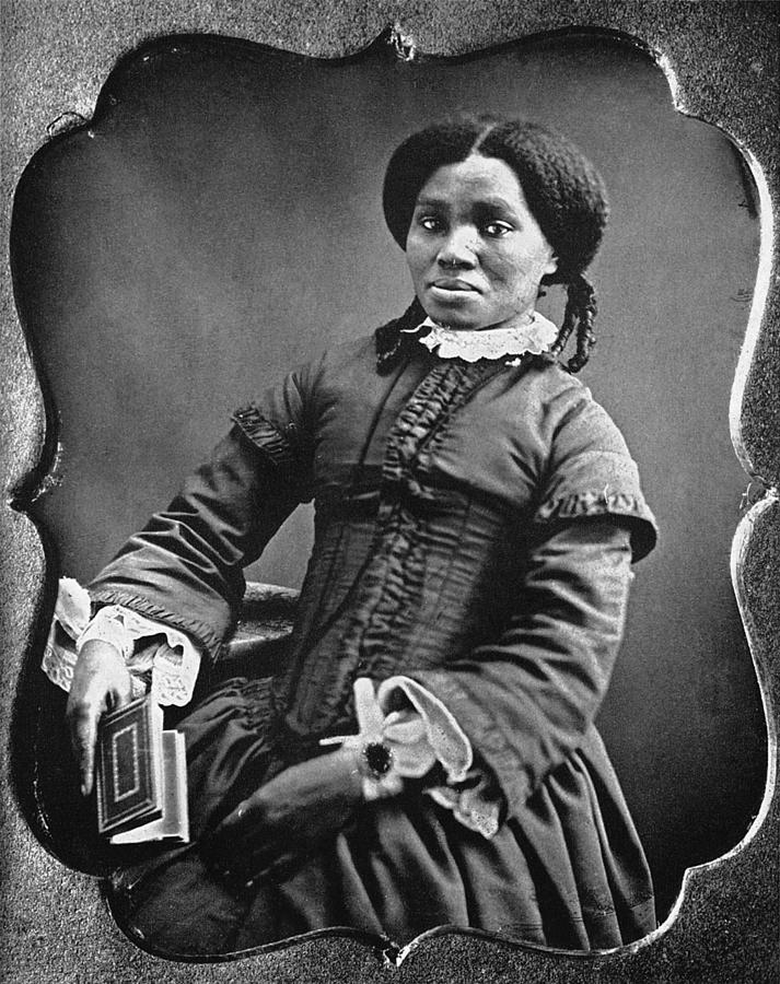 BLACK WOMAN, c1850 Photograph by Granger