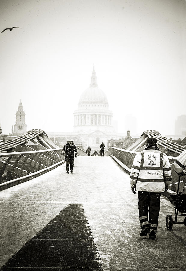 Blizzard at St Pauls Photograph by Lenny Carter