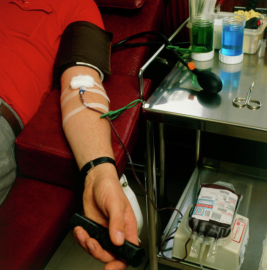 Blood Donor At London Blood Centre Photograph by Jerry Mason/science Photo Library