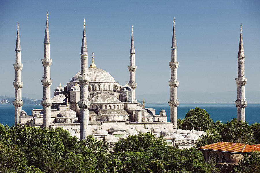 Blue Mosque in Istanbul Photograph by Gary Yeowell