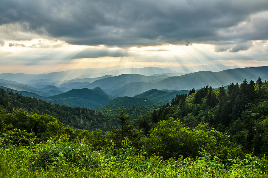 Blue Ridge Parkway Nc Woolyback Overlook by Robert Stephens