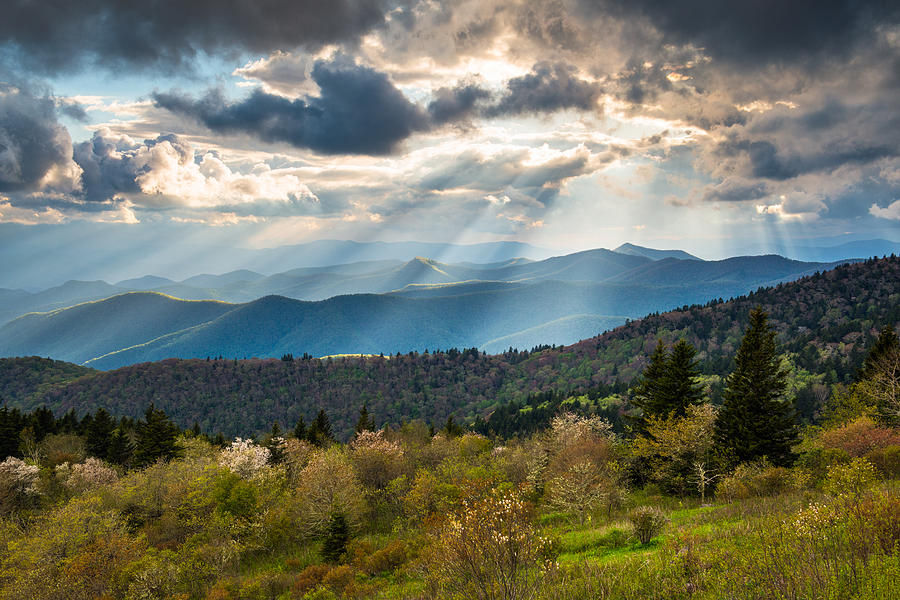 Blue Ridge Parkway Photograph - Blue Ridge Parkway North Carolina Mountains Gods Country by Dave Allen