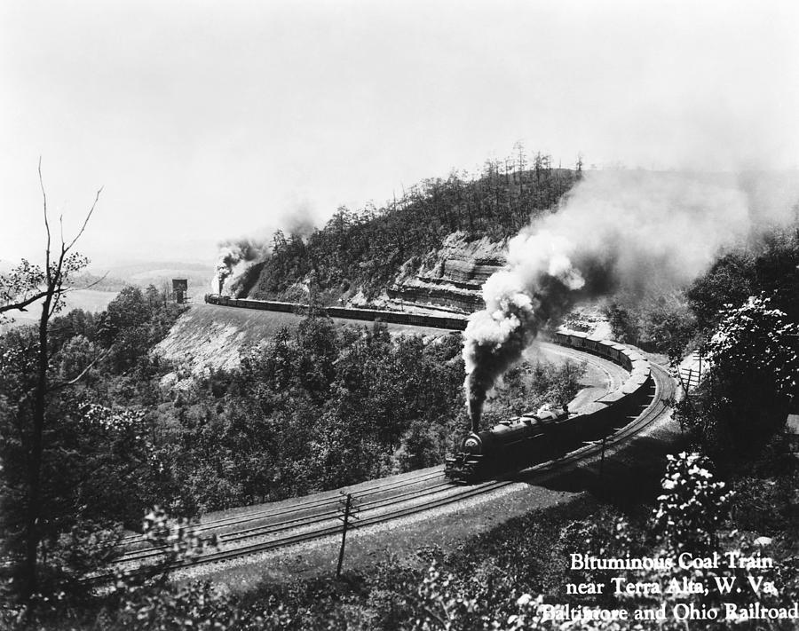 B&O Railroad Coal Train Photograph by Underwood Archives