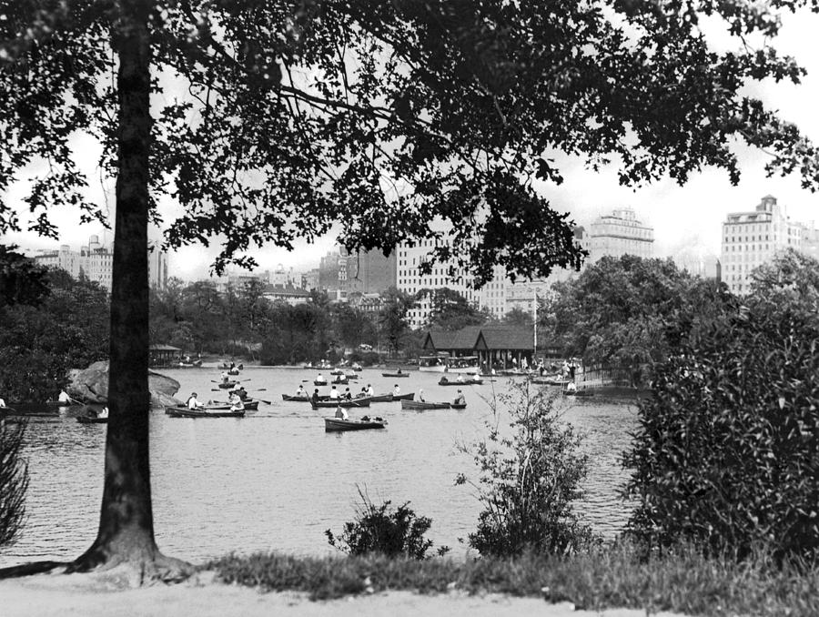 Boaters In Central Park Photograph by Underwood Archives