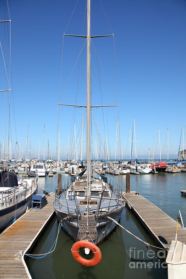 San Francisco Photograph - Boats at The San Francisco Pier 39 Docks 5D25975 by Wingsdomain Art and Photography