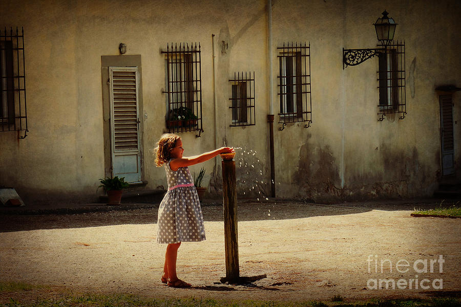 Cool Photograph - Boboli Bubbler by Valerie Reeves