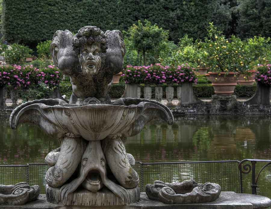 Boboli Fountain Photograph by Michael Kirk