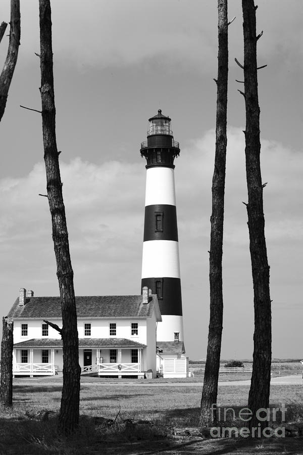Bodie Island Lighthouse in the Outer Banks Photograph by William Kuta
