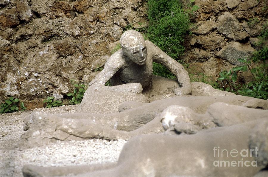 City Photograph - Body Cast Of Victim Of Pompeii Eruption by Pasquale Sorrentino