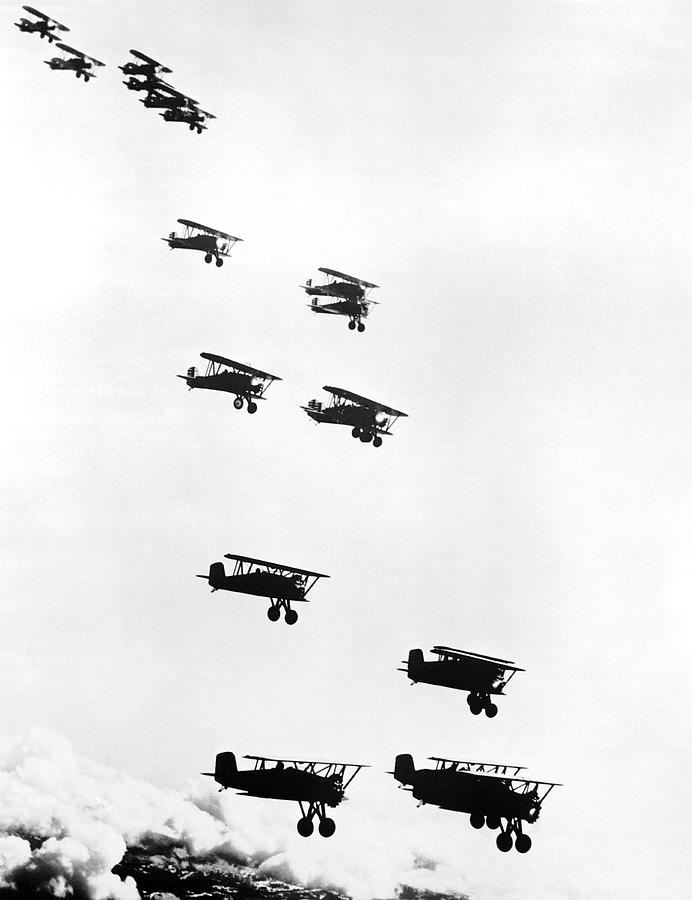 Seattle Photograph - Boeing Army Pursuit Planes by Underwood Archives