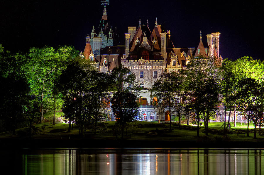 Boldt Castle On Heart Island Photograph by Don Nieman