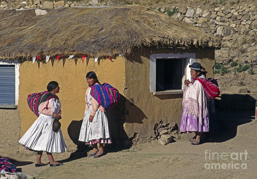 Bolivian Women - Isle Del Sol Bolivia Photograph by Craig Lovell