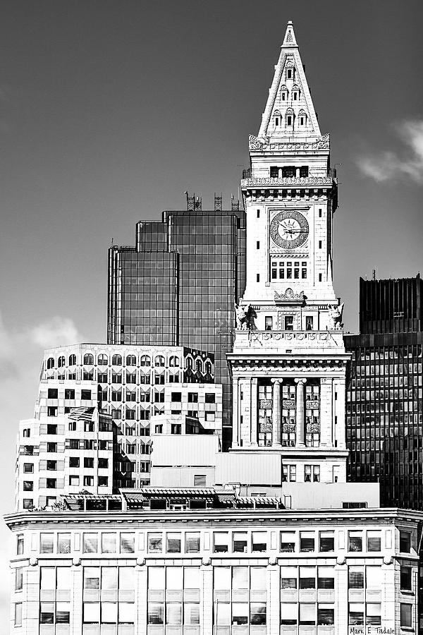 Boston Custom House Tower Above The Skyline Photograph by Mark Tisdale
