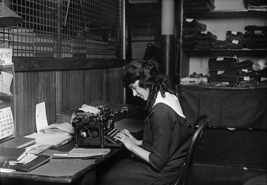 Boston Typist, 1917 Photograph by Granger