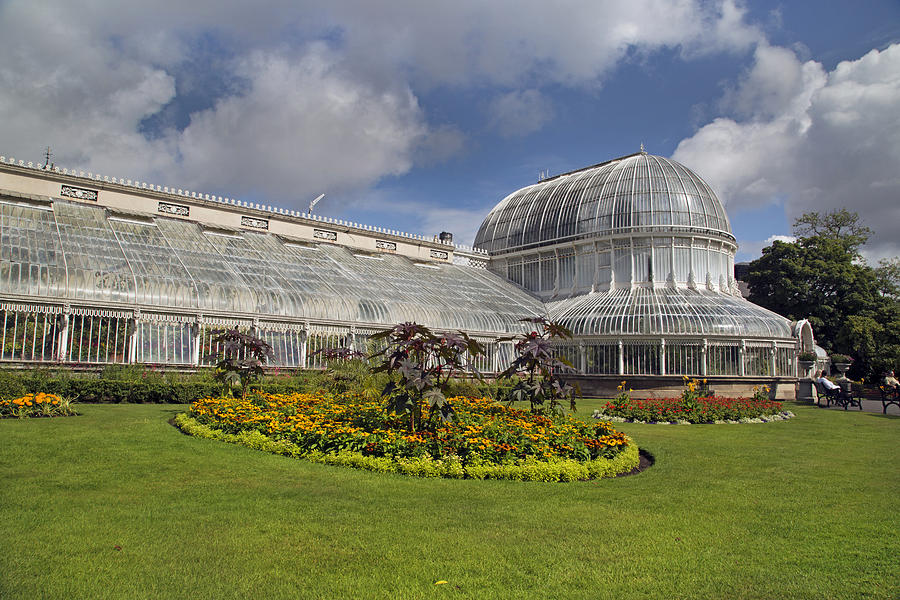 Garden Photograph - Botanic Gardens Belfast Ireland by Betsy Knapp