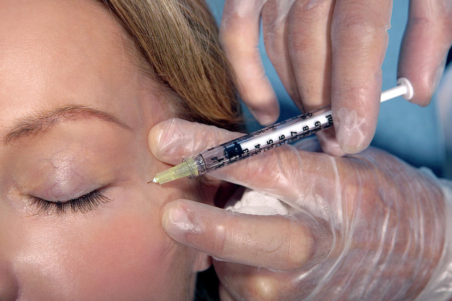 Botox Treatment Photograph by Pascal Goetgheluck/science Photo Library
