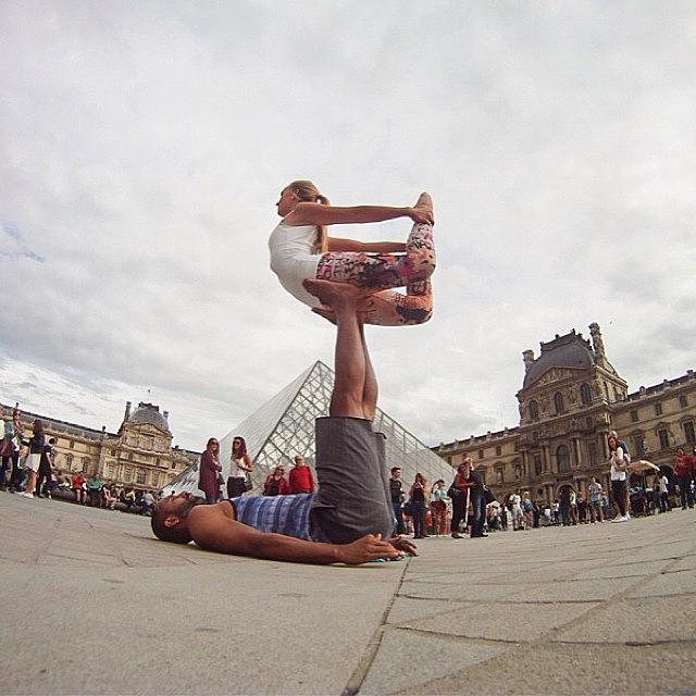 Paris Photograph - Bow By @maria_herminia At Louvre #paris by Abdon Urbina
