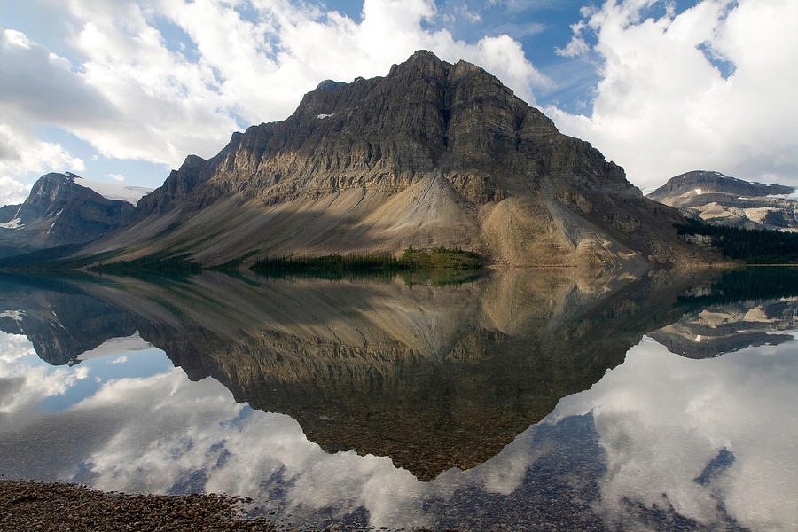 Bow Lake, Banff National Park Photograph by Greg Ochocki