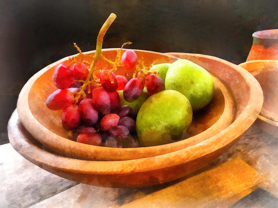 Grape Photograph - Bowl of Red Grapes and Pears by Susan Savad