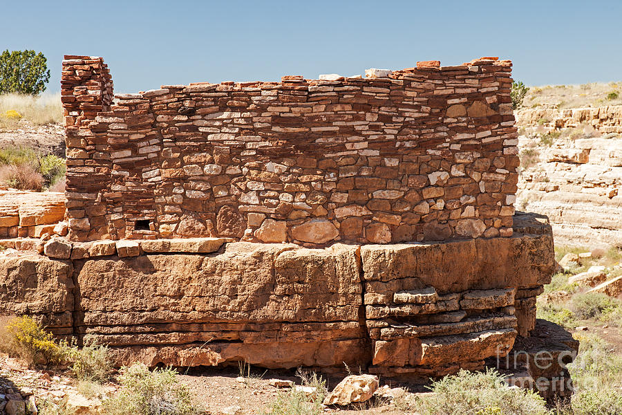 Box Canyon Dwellings at Wupatki National Monument Photograph by Fred Stearns