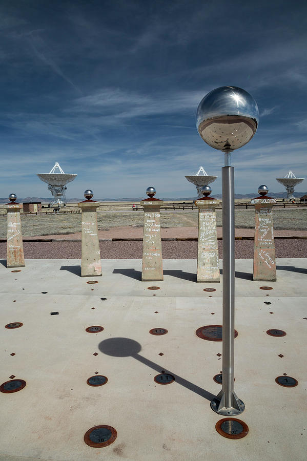 Bracewell Sundial At Very Large Array Photograph by Jim West/science Photo Library