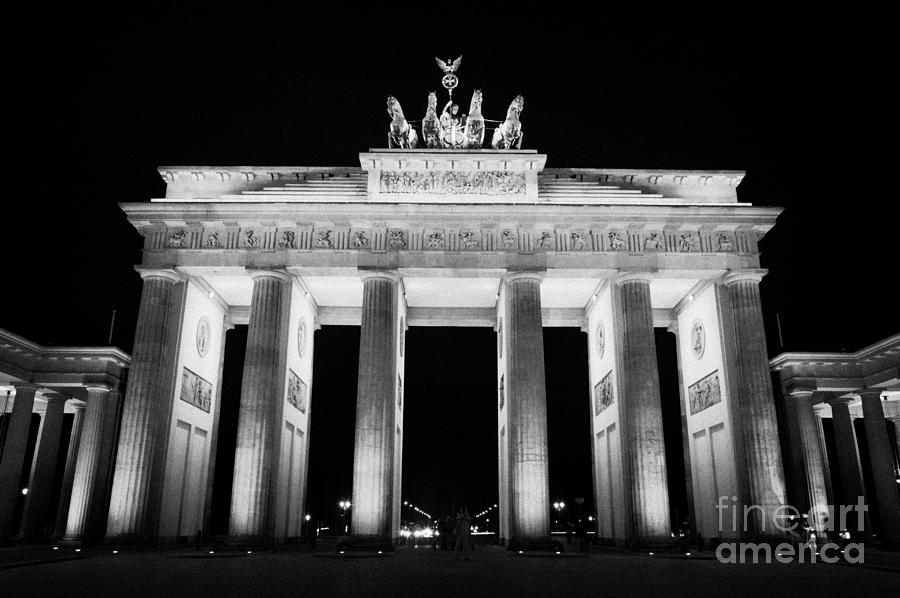 Berlin Photograph - Brandenburg gate at night Berlin Germany by Joe Fox