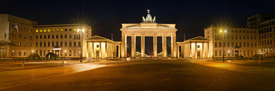 Berlin Photograph - Brandenburg Gate Panoramic by Melanie Viola
