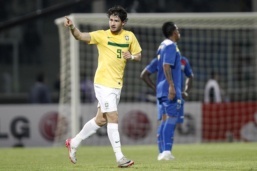 Brazil v Ecuador - Group B Copa America 2011 Photograph by Buda Mendes Brazil v Ecuador - Group B Copa America 2011 Photograph by Buda Mendes