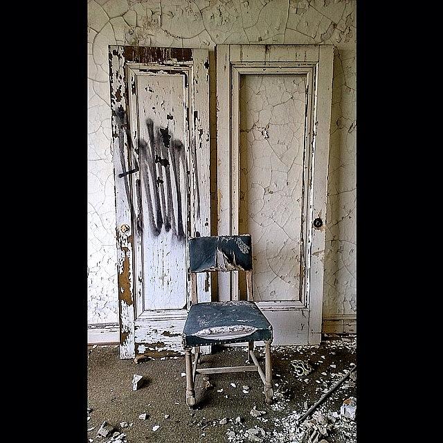 Detroit Photograph - break On Through - The Doors [taken by IKON Pennie