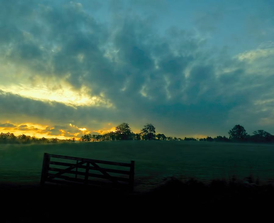 Breaking Dawn Photograph