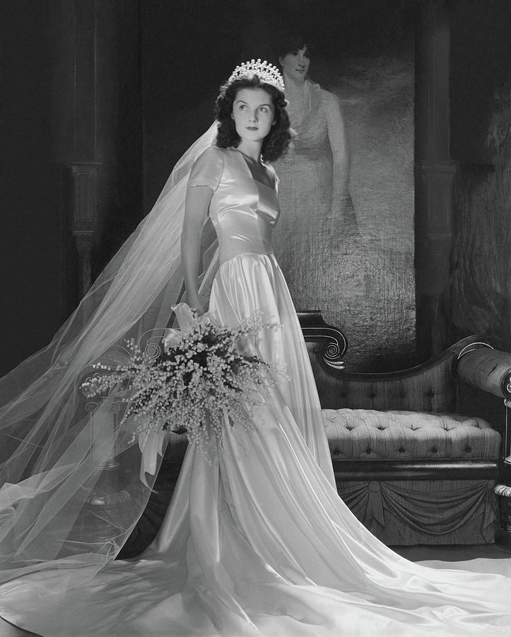 Brenda Frazier In A Herman Patrick Tappe Wedding Photograph by Horst P. Horst