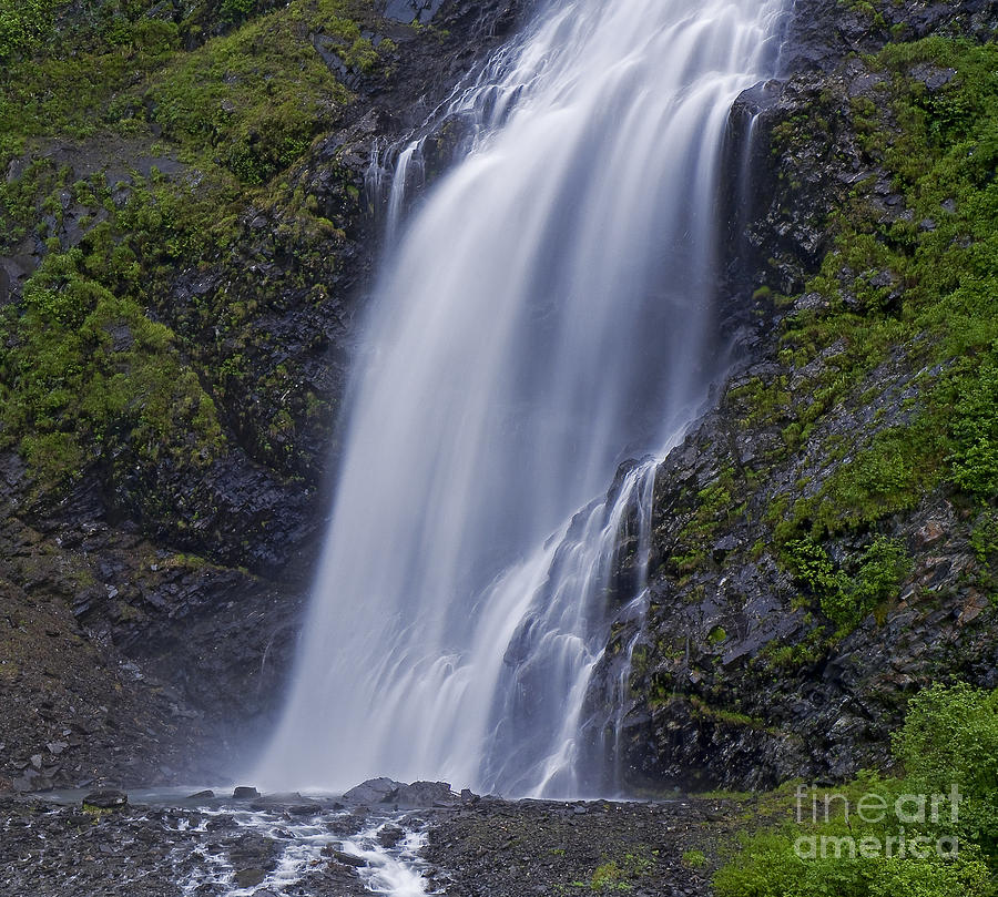 Bridal Veil Falls Photograph by Nick Boren