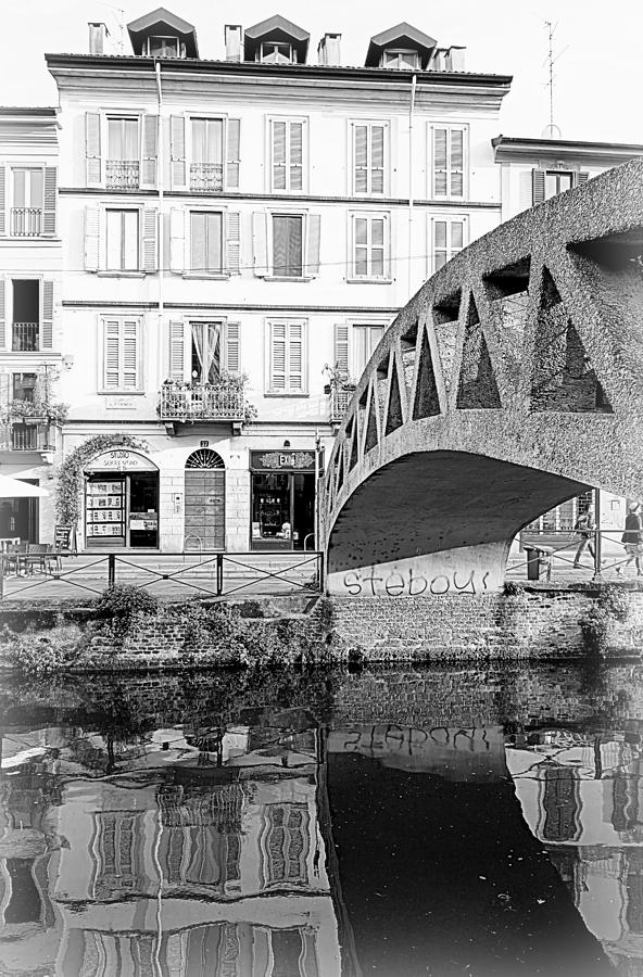 Bridge Over Naviglio Grande Photograph by Valentino Visentini