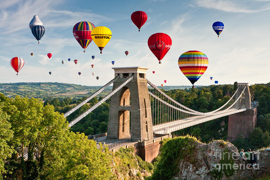 Bristol Balloon Fiesta Display Over Clifton Suspension Bridge