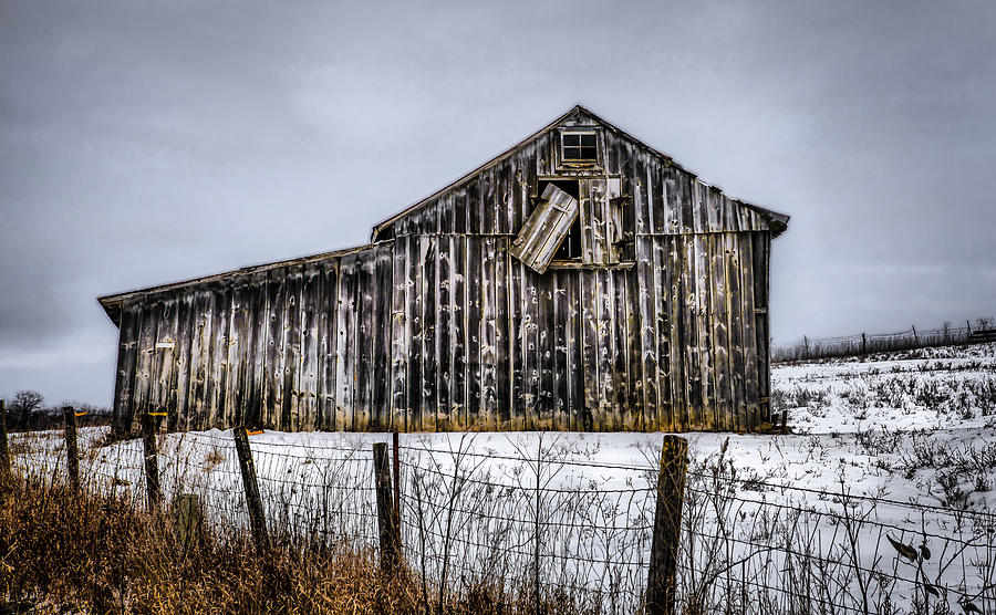 Broad Side Of A Barn Photograph by Ray Congrove