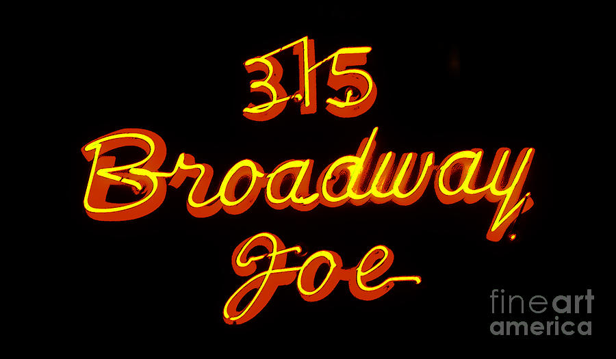 Broadway Joe Photograph by David Caldevilla
