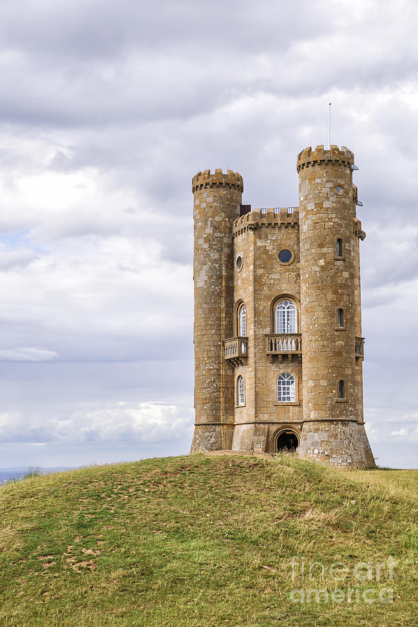 Broadway tower Photograph by Patricia Hofmeester
