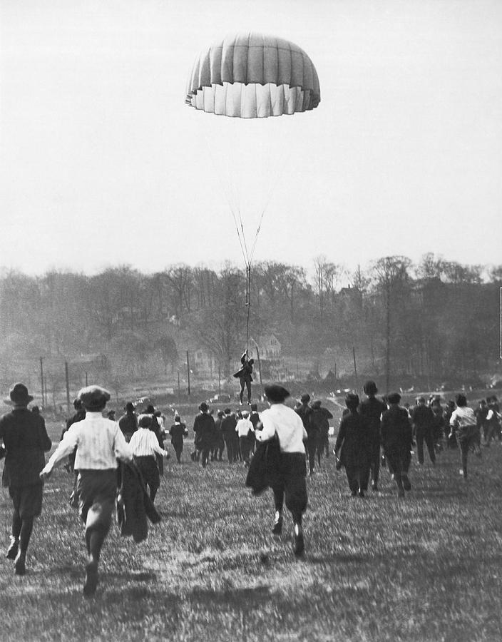 New York City Photograph - Bronx Parachute Leap by Underwood Archives