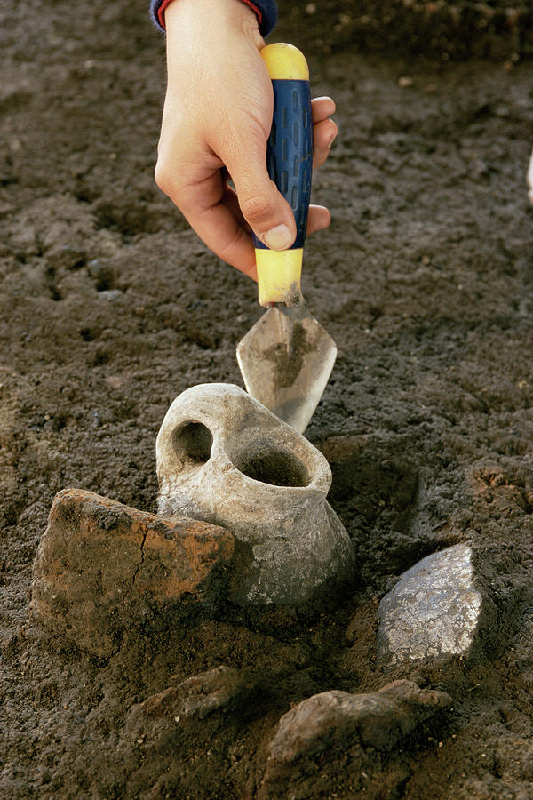 Bronze Age Pottery Photograph by Science Photo Library Bronze Age Pottery Photograph by Science Photo Library