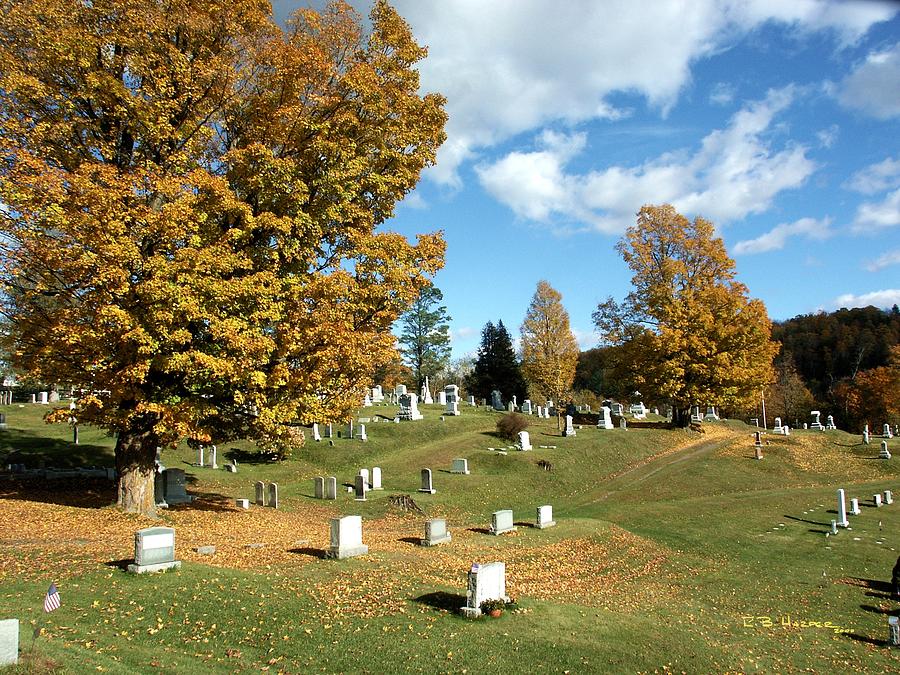 Brookfield Cemetary Photograph by R B Harper