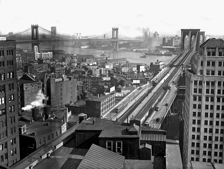 Brooklyn And Manhattan Bridges Photograph by Underwood Archives